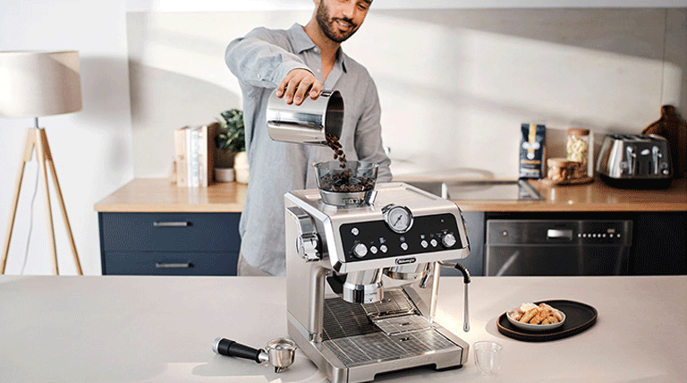 چرا دلونگی انتخاب اول علاقه‌مندان به قهوه است؟ نگاهی به طراحی، کیفیت و عملکرد