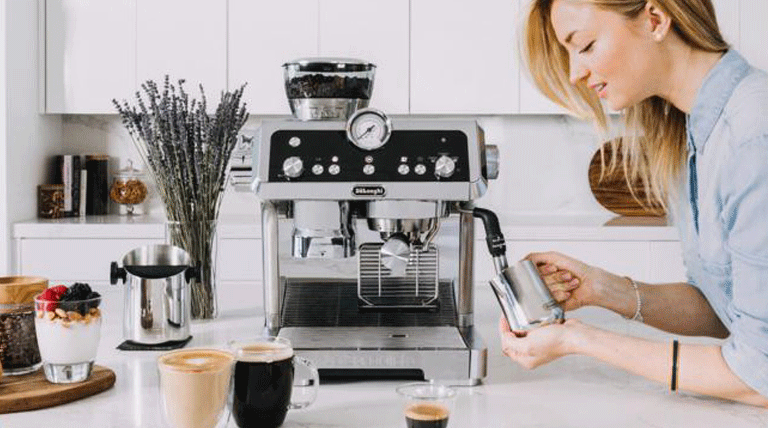 چرا دلونگی انتخاب اول علاقه‌مندان به قهوه است؟ نگاهی به طراحی، کیفیت و عملکرد